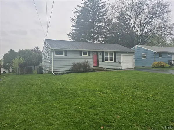 210 Pleasantview Drive, Liverpool, NY 13088