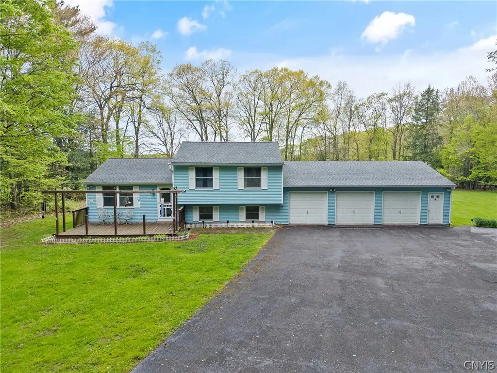 1555 Connors Road, Baldwinsville, NY 13027 - #1