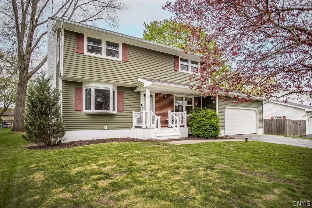 9 Nightingale, Liverpool, NY 13090 - #1