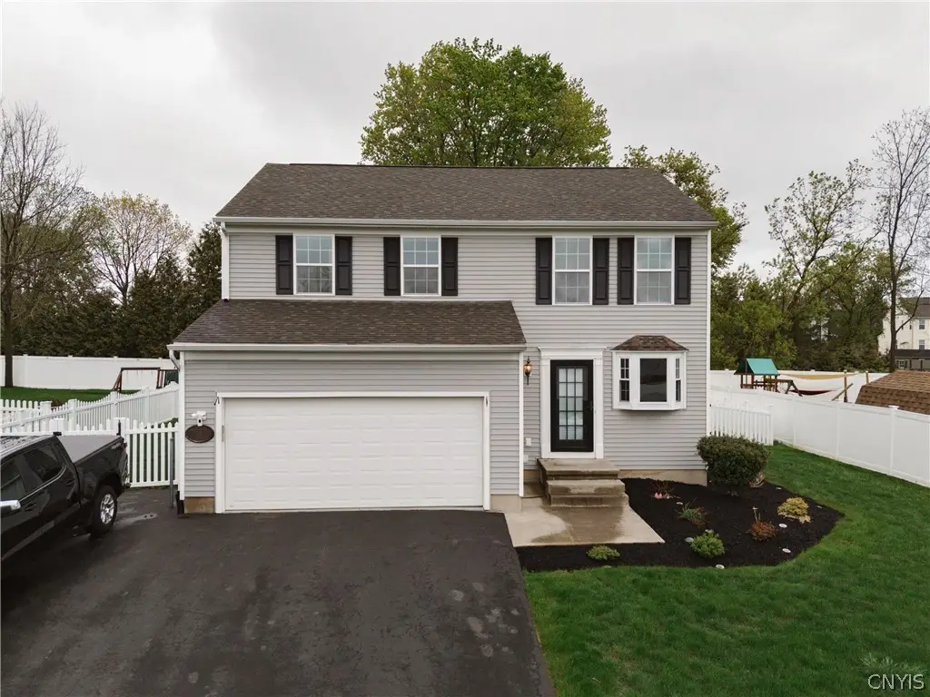 33 Naylor Circle, Baldwinsville, NY 13027 - #1