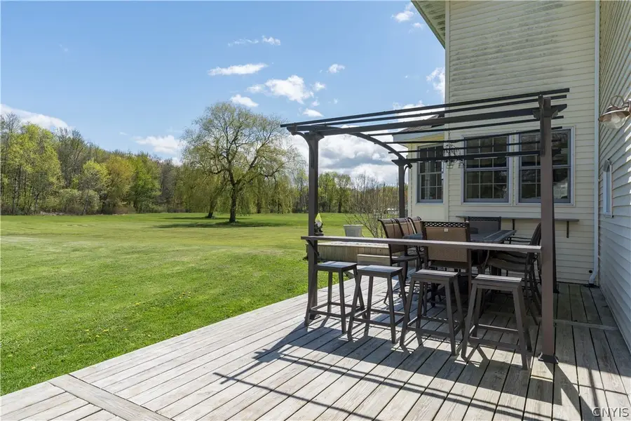 8958 Main Street N, Canastota, NY 13032 - #3