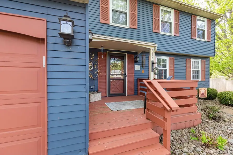 8052 Fox Run Circle, Liverpool, NY 13090 - #3