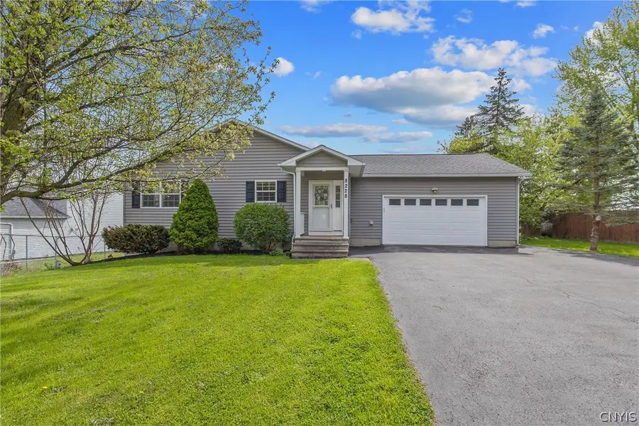 8228 Stearns Road, Clay, NY 13041 - #2