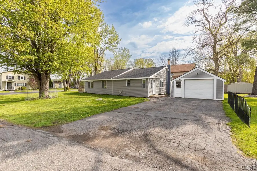 7482 Surbrook Road, Baldwinsville, NY 13027 - #3