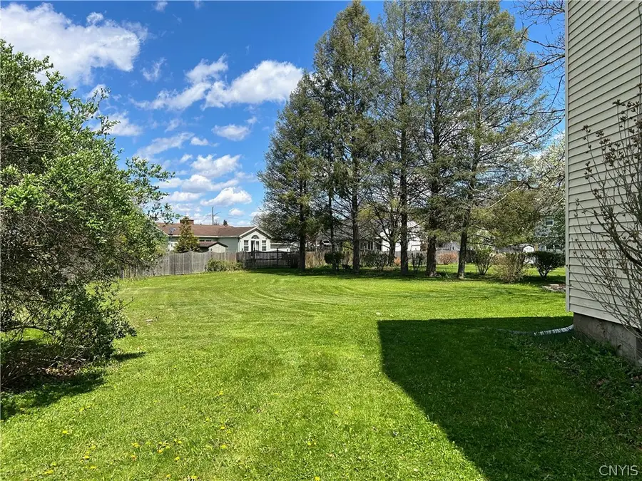 8 Parkwood Circle, Cortland, NY 13045 - #3
