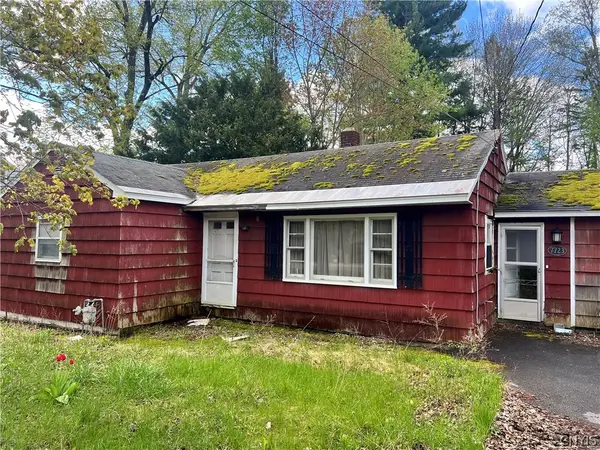 7723 Maple Road, Baldwinsville, NY 13027
