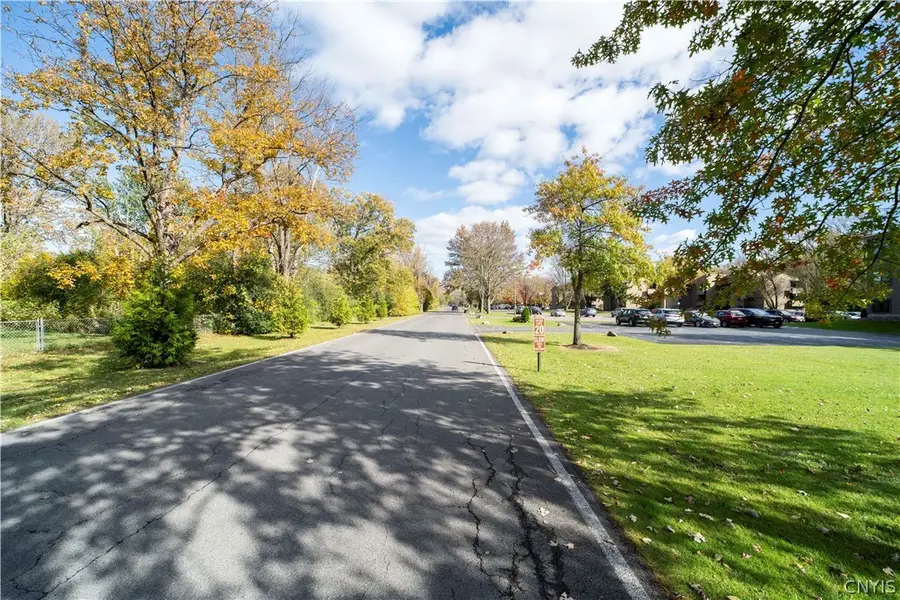 8 Watertree Drive, East Syracuse, NY 13057 - #3