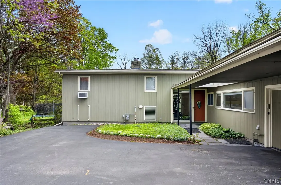 327 Kimber Road, Syracuse, NY 13224 - #1