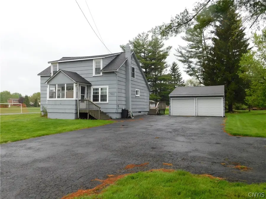 7801 Morgan Road, Liverpool, NY 13090 - #2