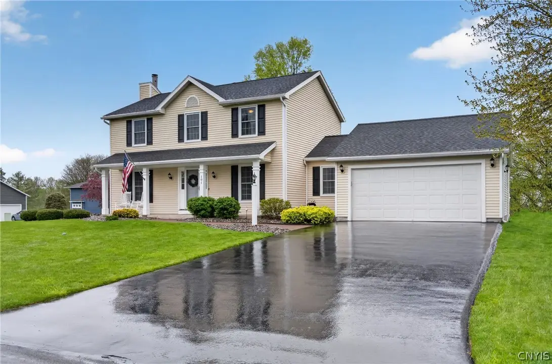 101 Dog Leg Drive, Baldwinsville, NY 13027 - #1