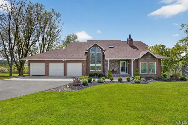 6313 E Lake Road, Auburn, NY 13021