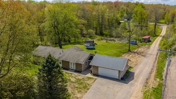 1557 County Route 7, Oswego, NY 13126