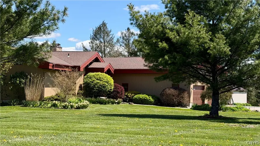 5601 Mack Rd, Skaneateles, NY 13152 - #2