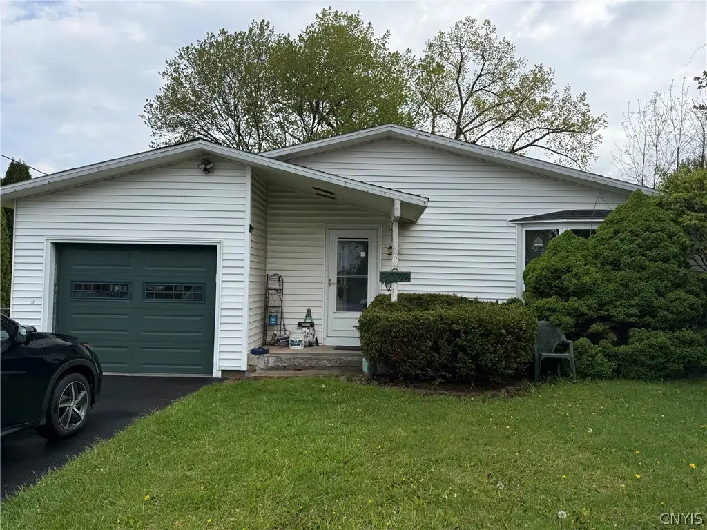 8032 Thompson Road, Cicero, NY 13039 - #1