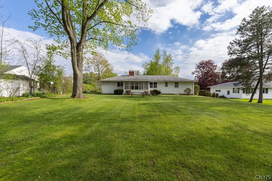 6521 Kermit Lane, East Syracuse, NY 13057 - #3