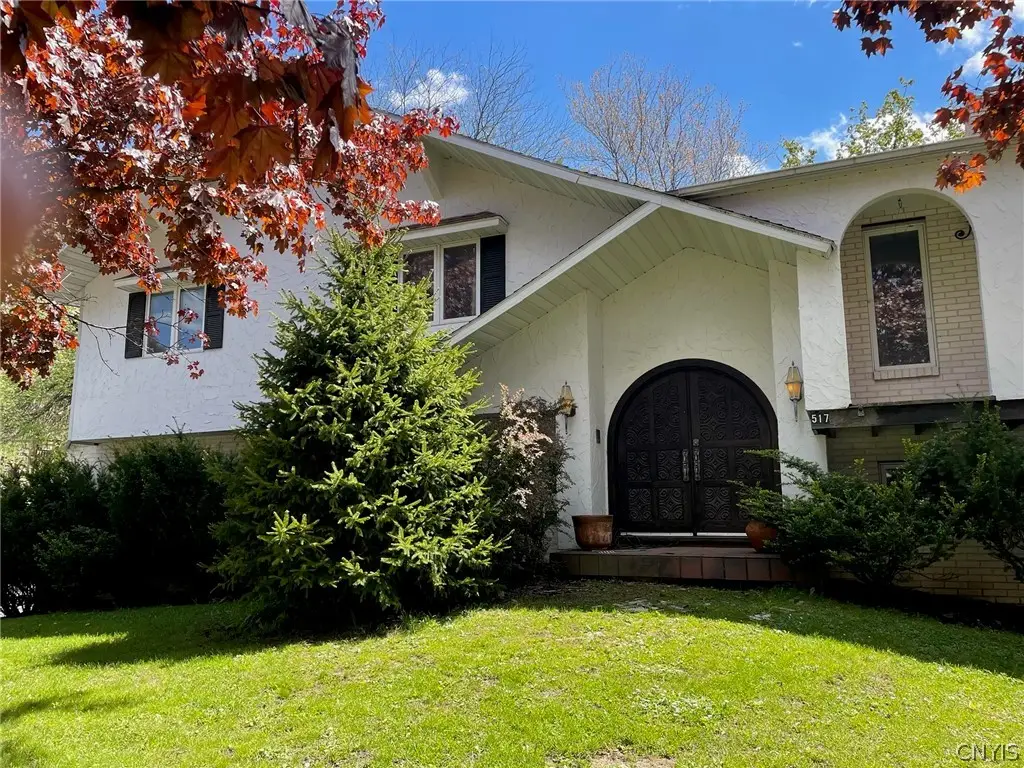 517 Hatherleigh Drive, Syracuse, NY 13209 - #1