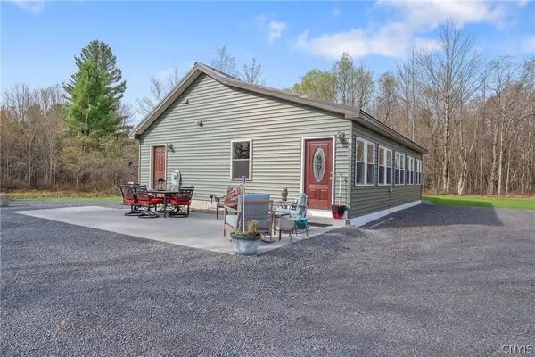 7065 County Route 17, Lacona, NY 13083