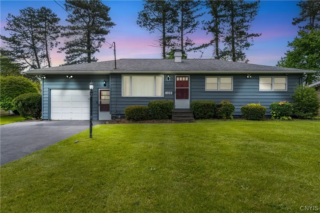 102 Sherwood Lane, Syracuse, NY 13212 - #1