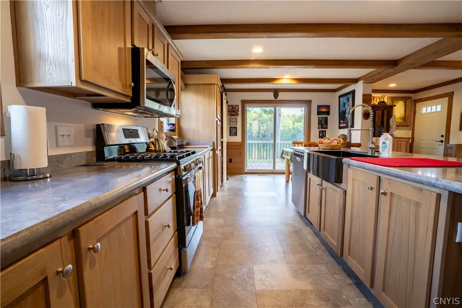7077 Stearns Road, Rome, NY 13440 - #2