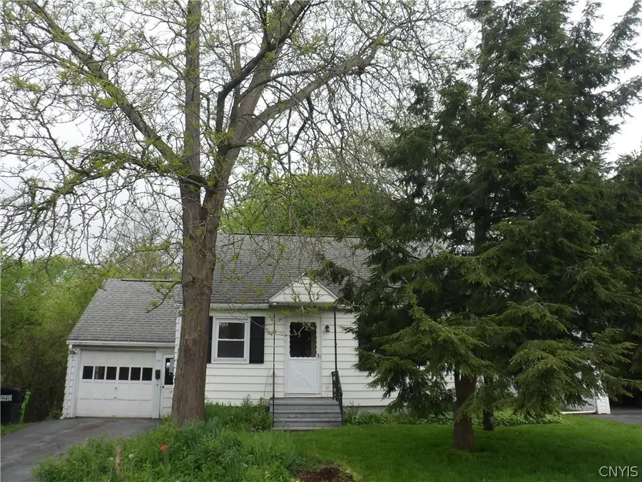 101 Chestnut Hill Drive, Liverpool, NY 13088 - #2
