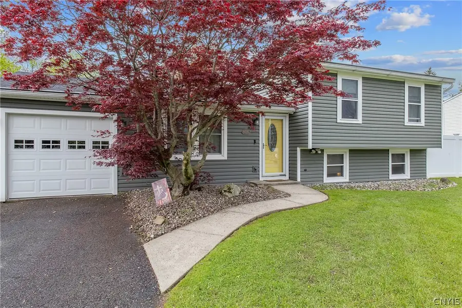 6020 Deer Springs Road, Cicero, NY 13039 - #2