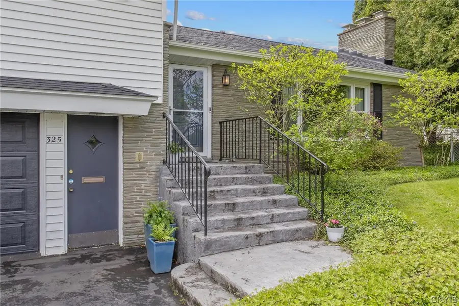 325 Highridge Drive, Syracuse, NY 13215 - #3