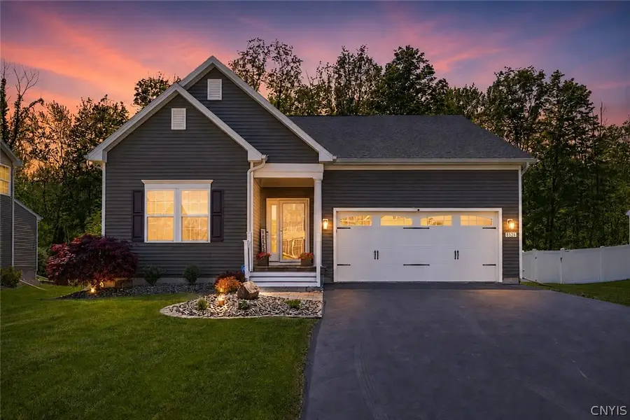 8526 Mcnamara Drive, Clay, NY 13041 - #2