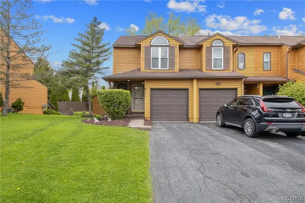 6138 Bethlehem Ln, Cicero, NY 13039