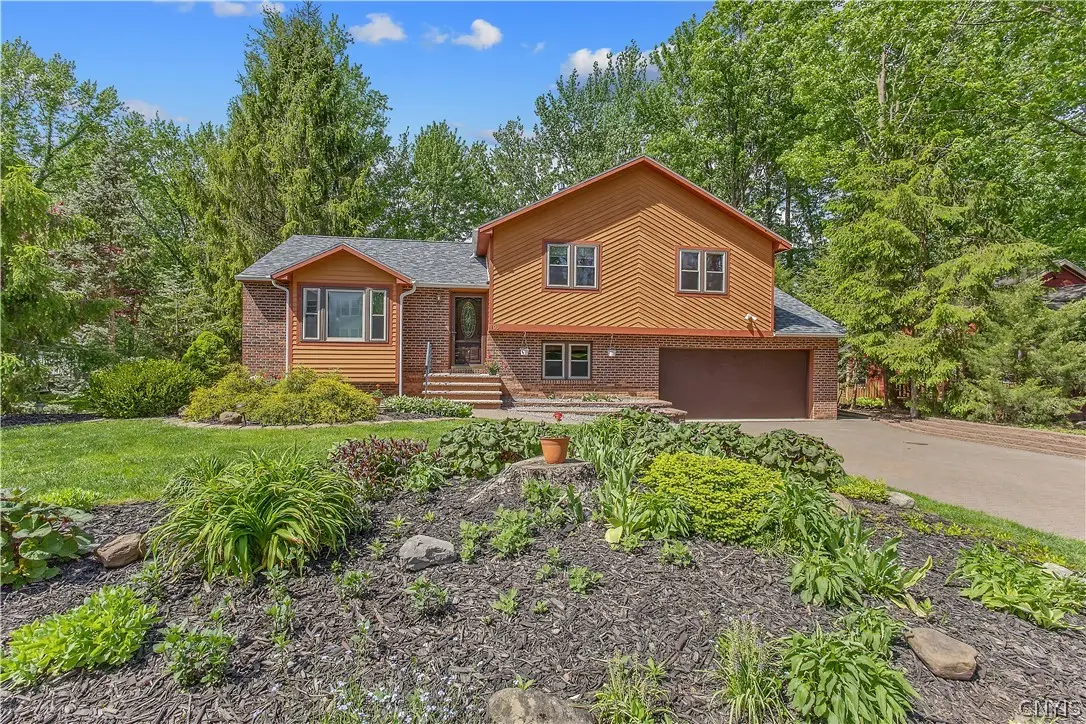 103 Bent Tree Lane, Baldwinsville, NY 13027 - #1