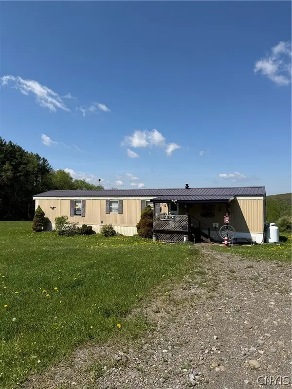 501 Hopkins Crandall Road, Smyrna, NY 13464