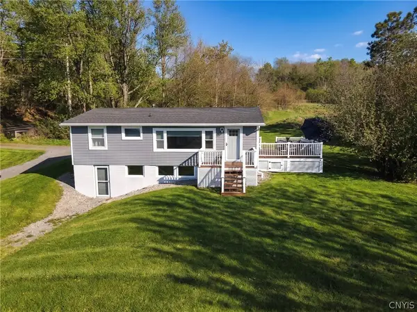 1779 E Lake Road, Skaneateles, NY 13152
