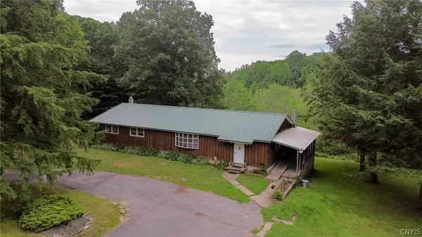 517 County Route 10, Pennellville, NY 13132