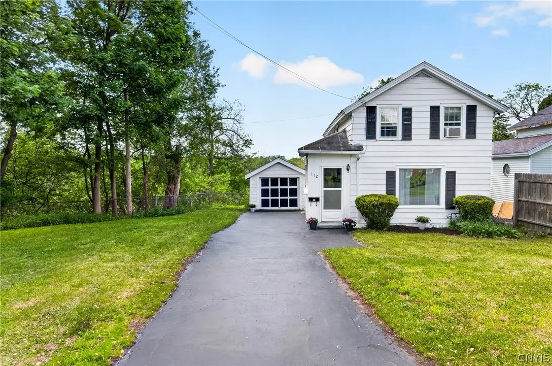 112 Washington St, Fayetteville, NY 13066 - #1