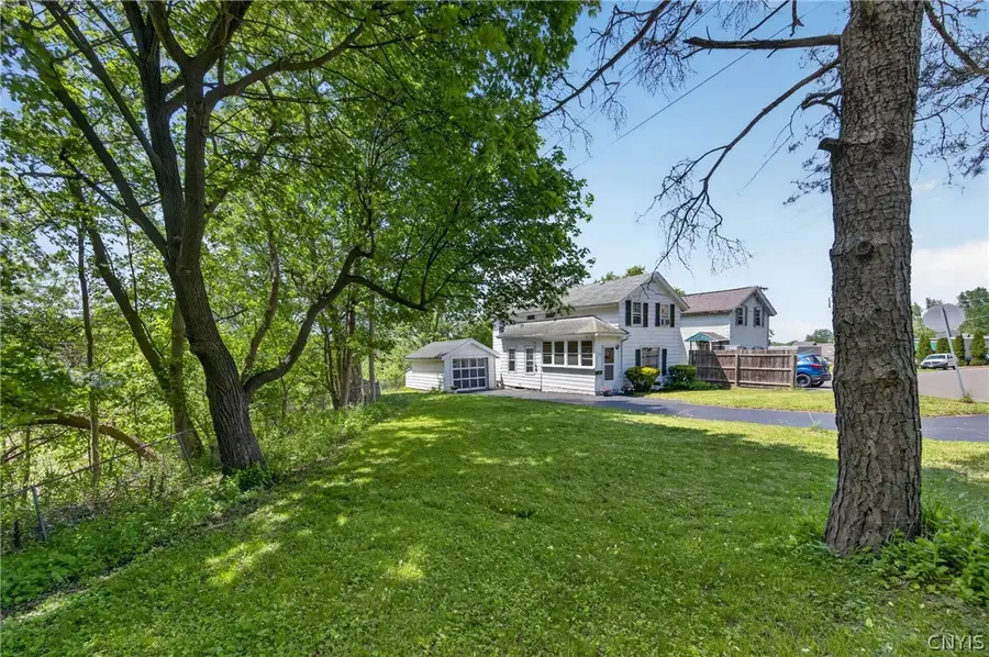 112 Washington St, Fayetteville, NY 13066 - #3
