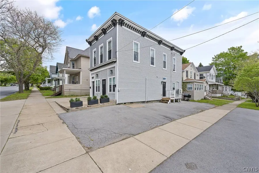 28 E Utica Street, Oswego, NY 13126 - #3