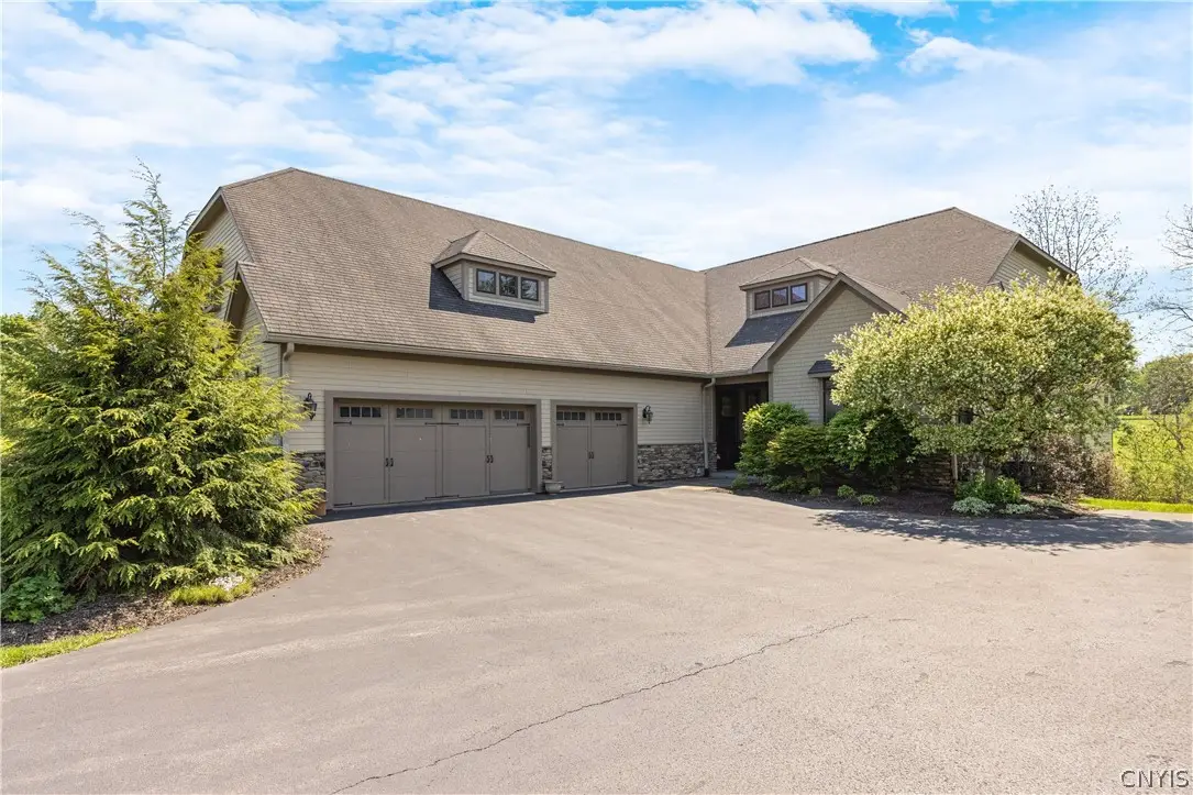 120 Buchmans Close Circle, Fayetteville, NY 13066 - #1
