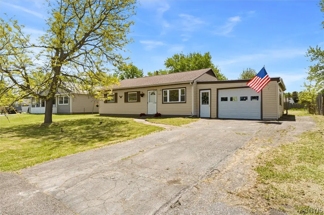 7841 John Huss Ave, Bridgeport, NY 13030 - #1