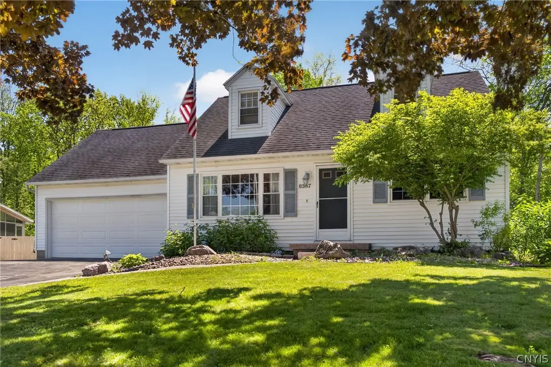 8387 Zenith Drive, Baldwinsville, NY 13027 - #1