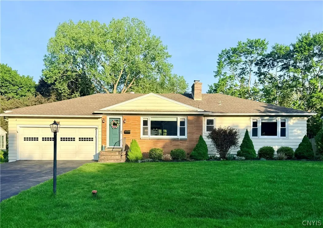 172 Winston Way, Dewitt, NY 13214 - #1