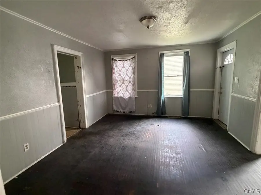 1124 Schuyler Street, Utica, NY 13502 - #3