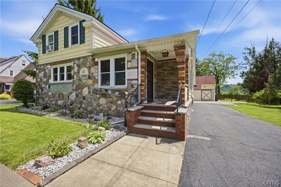 505 4th Street, Liverpool, NY 13088 - #2