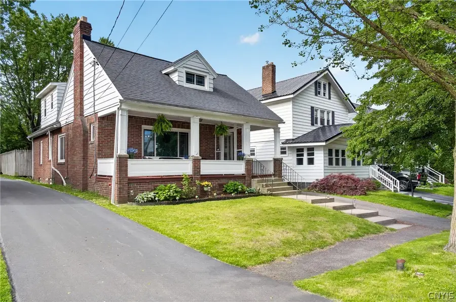 148 Winthrop Rd, Syracuse, NY 13206 - #3