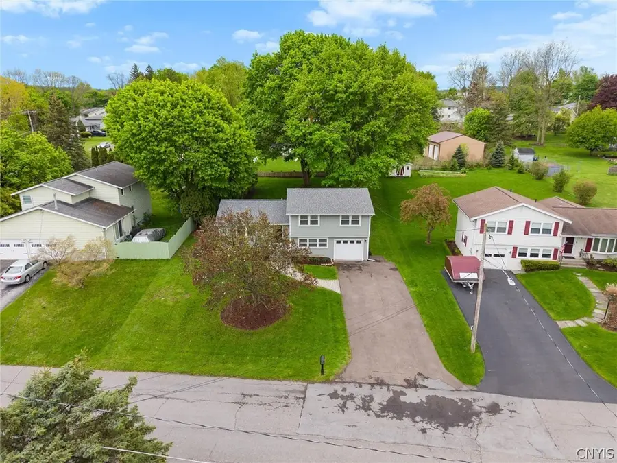 36 Elm Hill, Camillus, NY 13031 - #3