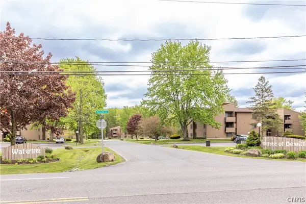 156 Watertree Drive, East Syracuse, NY 13057