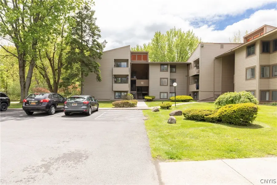 156 Watertree Drive, East Syracuse, NY 13057 - #2