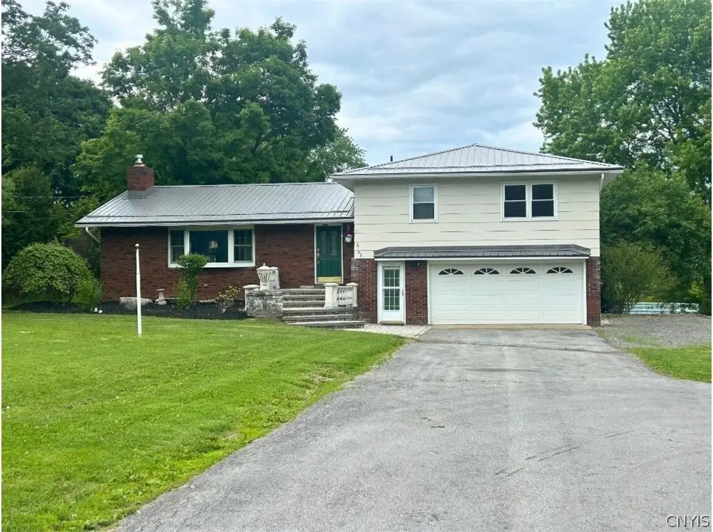 3763 Seneca Tpke Turnpike, Canastota, NY 13032 - #1