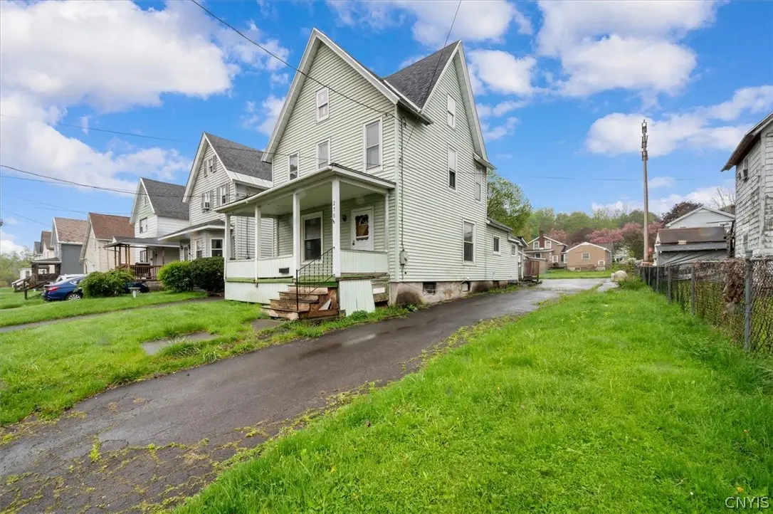 270 E Clark Street, Ilion, NY 13357 - #1