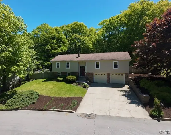 18 Pond Path, Oswego, NY 13126