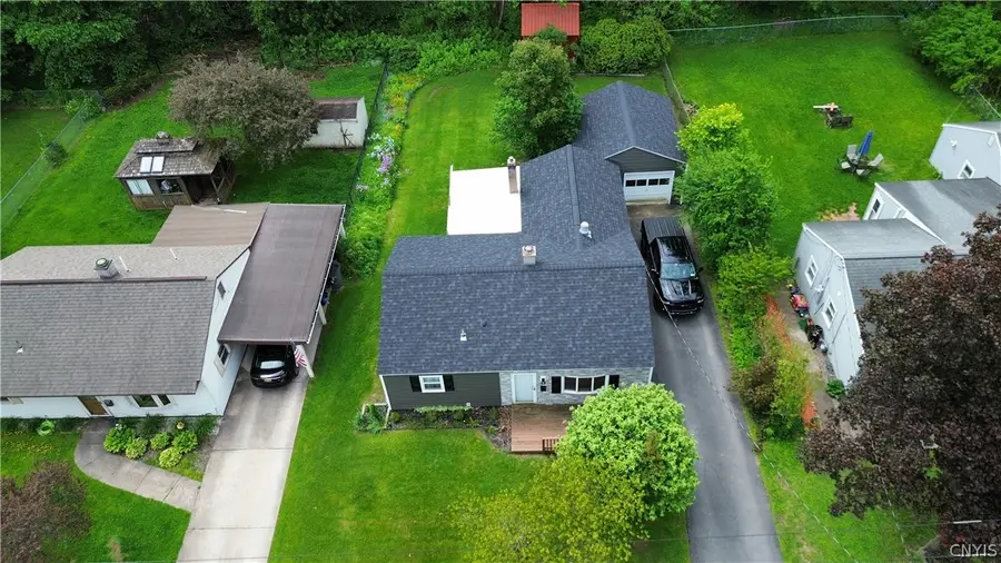 69 Oakdale Avenue S, New Hartford, NY 13413 - #2