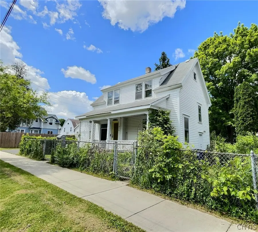 210 Grant Avenue, Syracuse, NY 13207 - #2